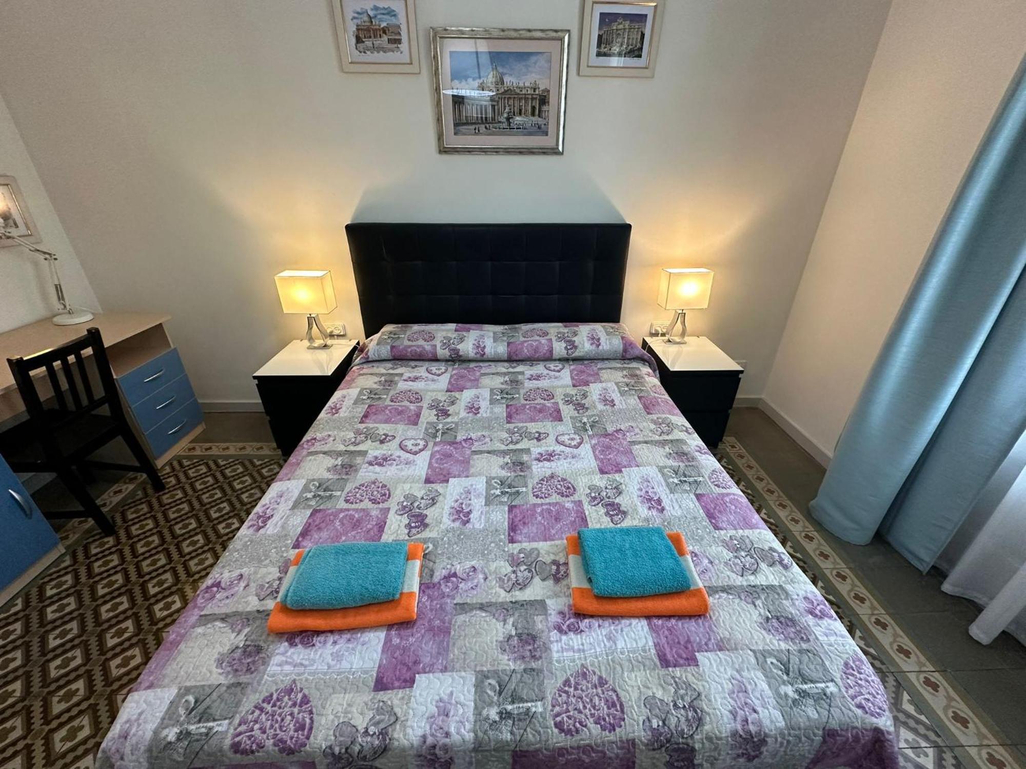 Rooms Rumila Барселона Экстерьер фото